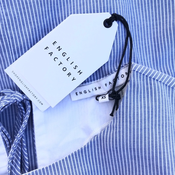 NEW Blue Pinstriped Wide Floral Sleeve Top - Picture 4 of 5